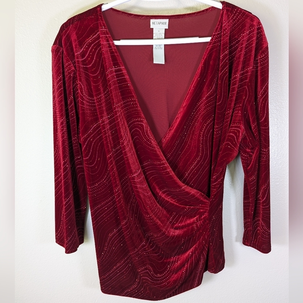 Metaphor women's red velvet top with red shimmering size XL